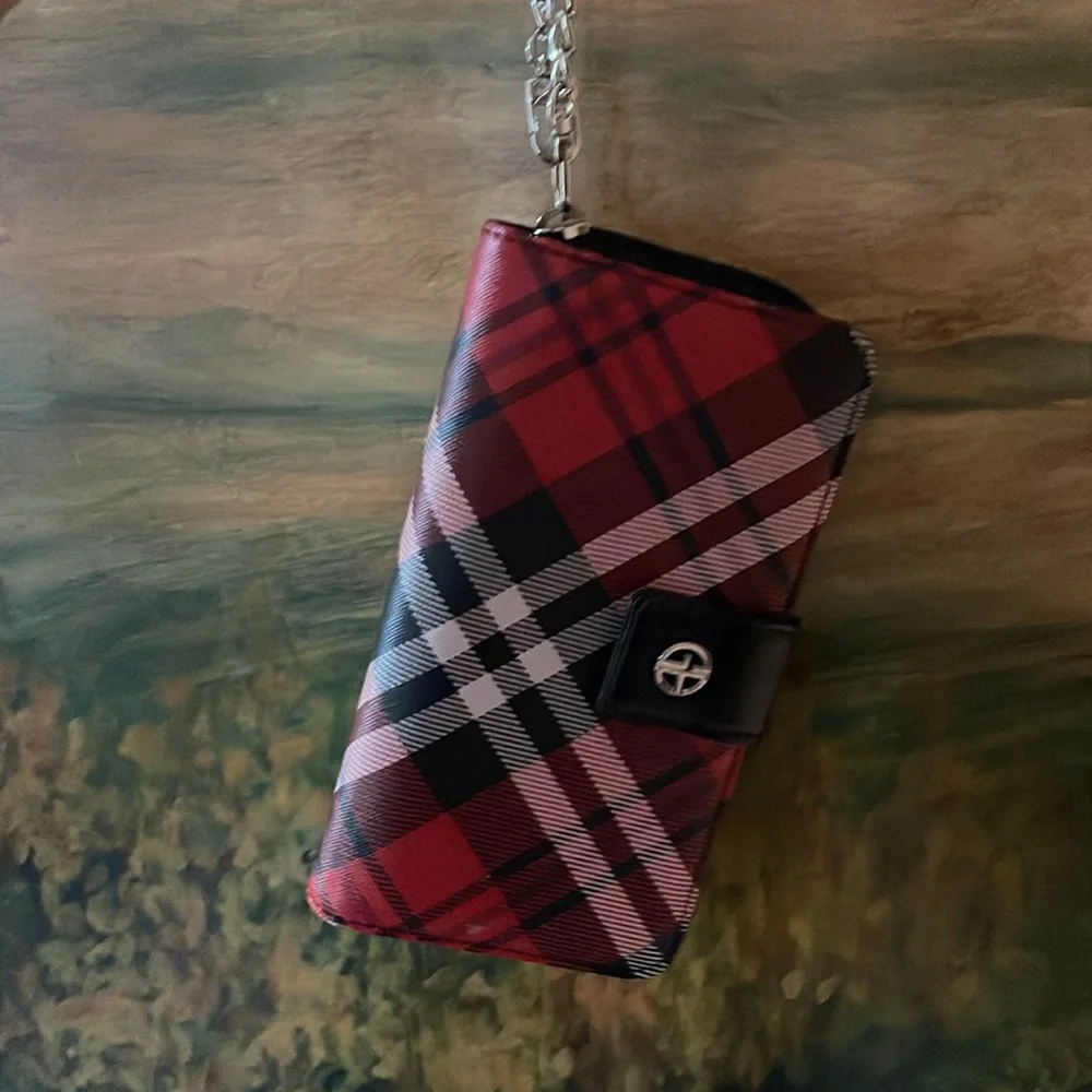 Giani Bernini wallet Red black and tan plaid, new with tags - Picture 6 of 7